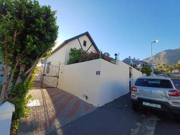 3 Bedroom House in Woodstock