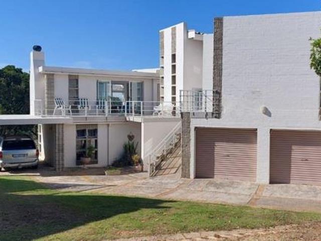 3 Bedroom House in Wavecrest