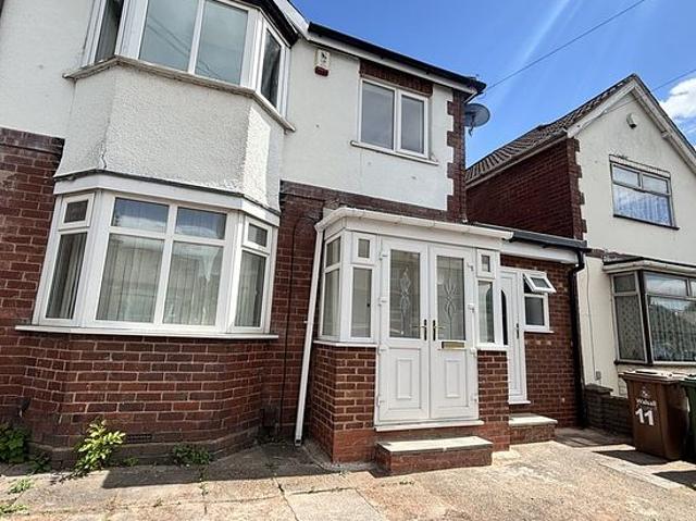 3 bedroom house in Walsall