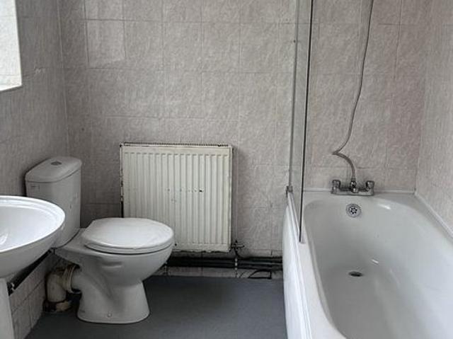 3 bedroom house in Walsall