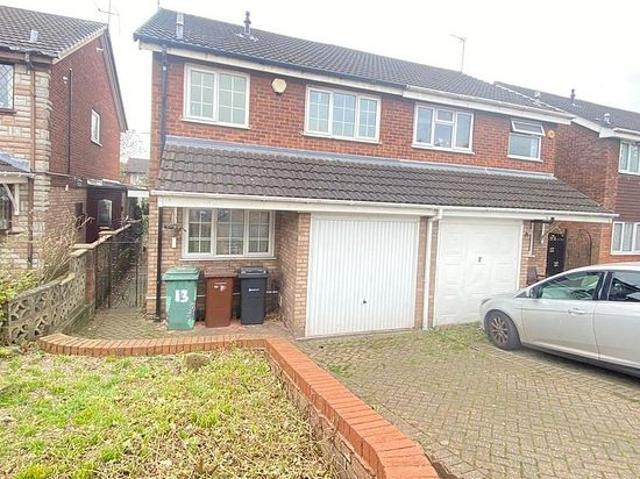 3 bedroom house in Walsall