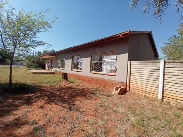 3 Bedroom House in Warrenton