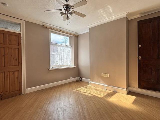 3 bedroom house in Wednesbury