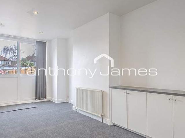 3 bedroom house in Welling