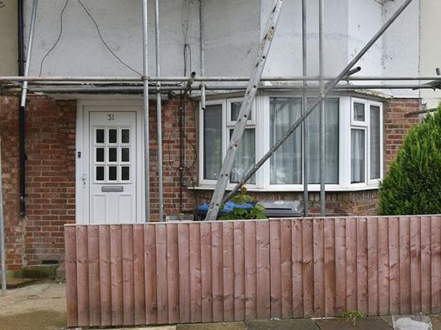 3 bedroom house in Wembley