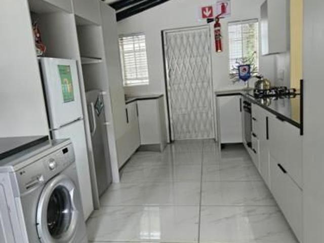 3 Bedroom House in Wendywood