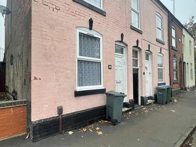 3 bedroom house in West Bromwich