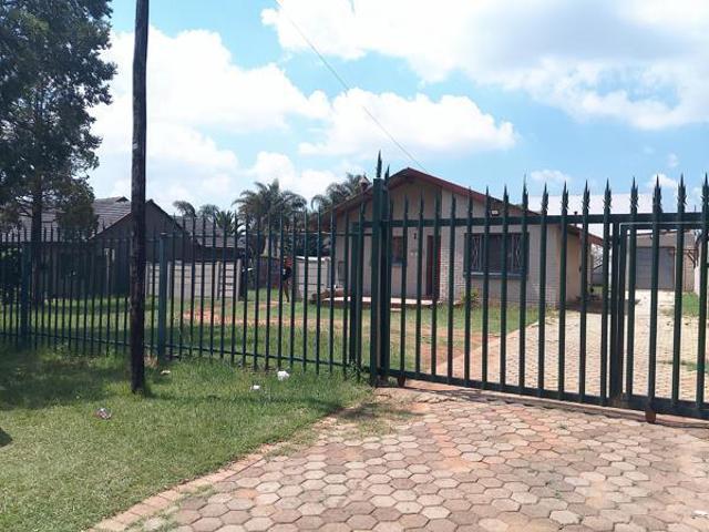 3 Bedroom House in Witpoortjie