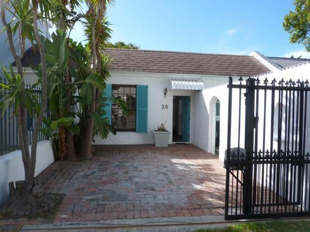 3 Bedroom House in Wynberg Upper