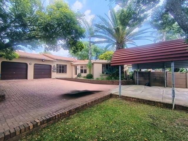 3 Bedroom House in The Reeds