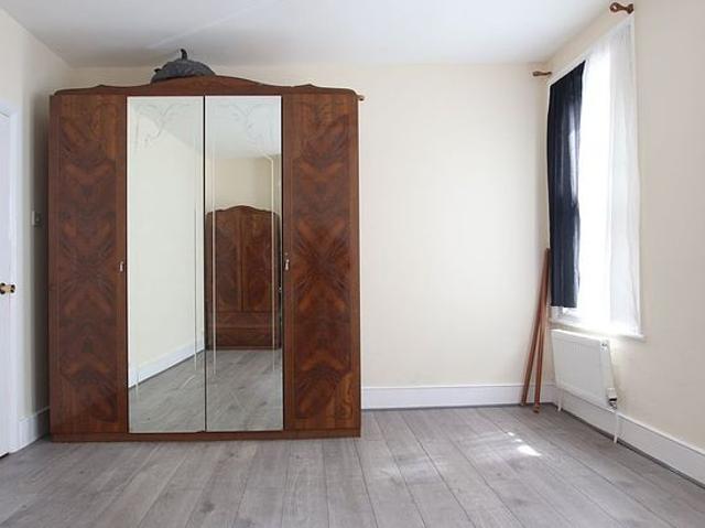 3 bedroom house in Thornton Heath