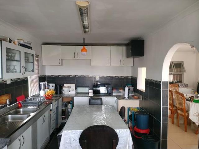 3 Bedroom House in Trenance Park