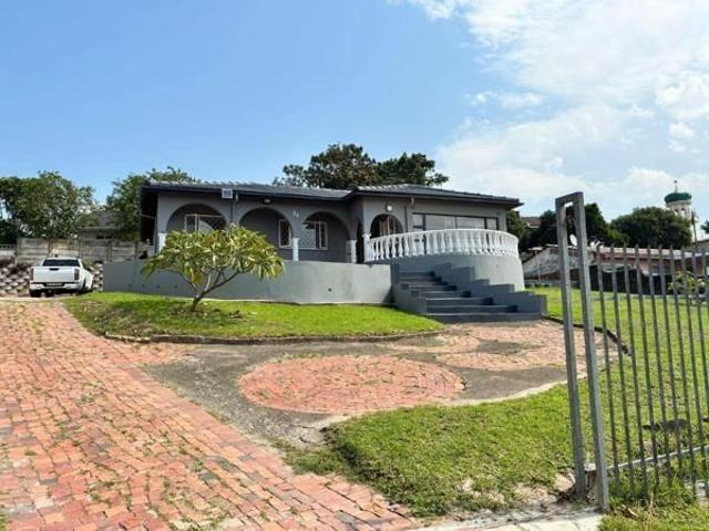 3 Bedroom House in Umhlatuzana