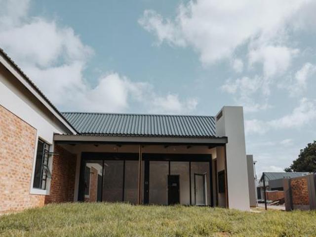 3 Bedroom House in Van Der Hoff Park