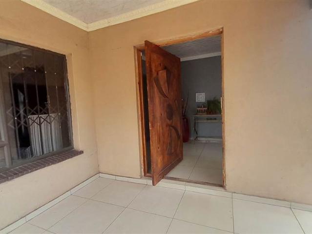 3 Bedroom House in Vanderbijlpark SE6