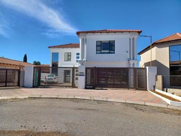 3 Bedroom House in Vanderbijlpark SE