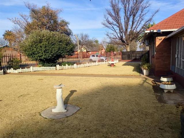 3 Bedroom House in Vierfontein