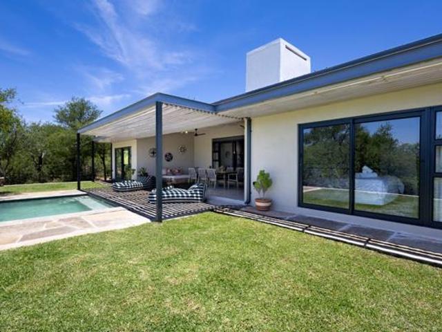 3 Bedroom House in Zandspruit Bush & Aero Estate