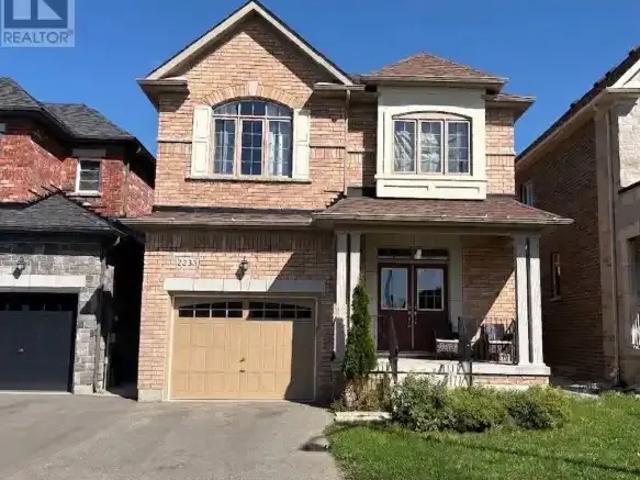 3 Bedroom House Innisfil ON 105467310