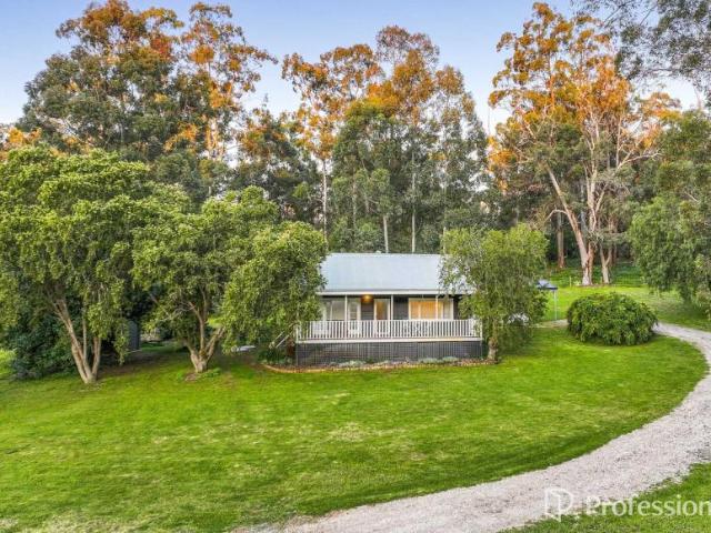 3 Bedroom House Jarrahdale WA 105971869