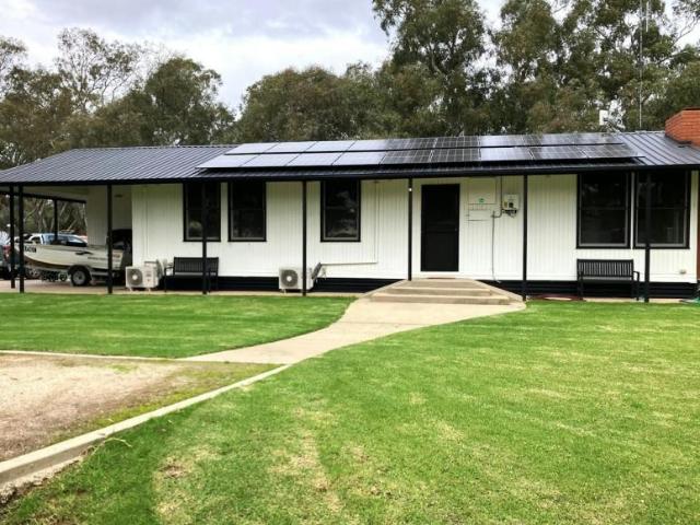 3 Bedroom House Jerilderie NSW 105933374