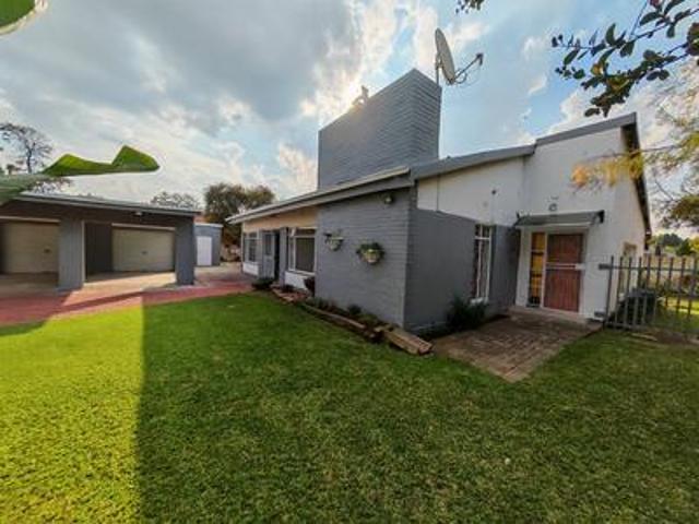 3 bedroom house on the market in van.