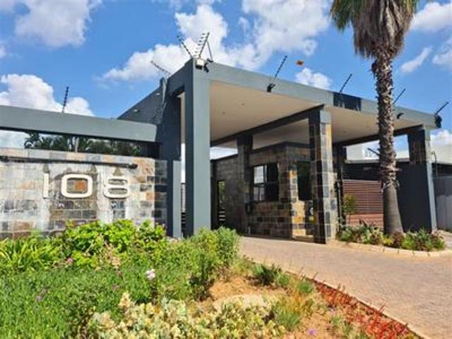 3 bedroom house on the market in noordwyk