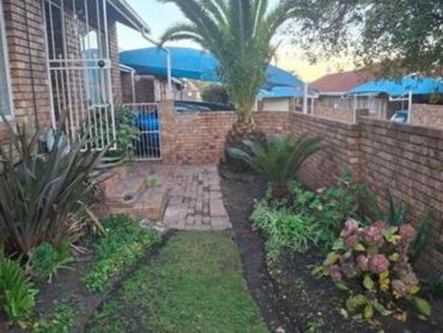 3 bedroom house on the market in nor.