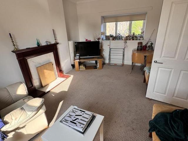 3 bedroom house of multiple occupation to rent