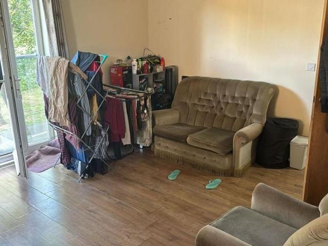 3 bedroom house of multiple occupation to rent