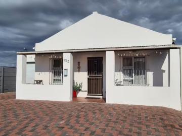 3 Bedroom House Langebaan North Langebaan North 103177949
