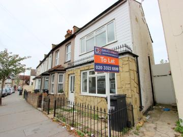 3 Bedroom House Let in Croydon