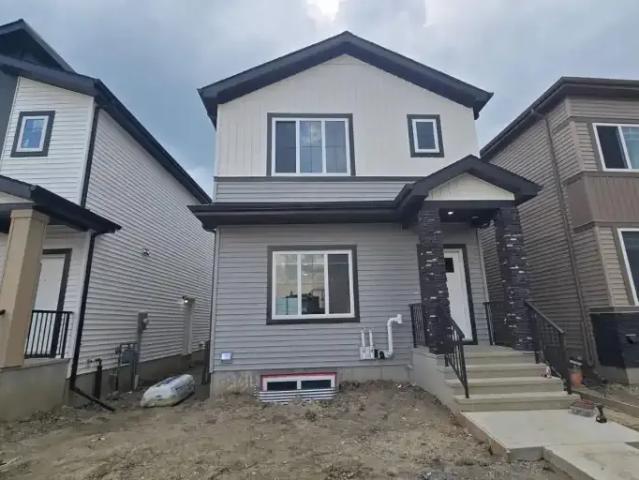 3 Bedroom House Leduc AB LS104183164
