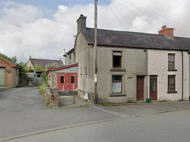 3 Bedroom House Llangadog Carmarthenshire 101892225