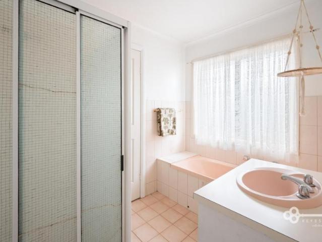 3 Bedroom House Mount Gambier SA 106227897