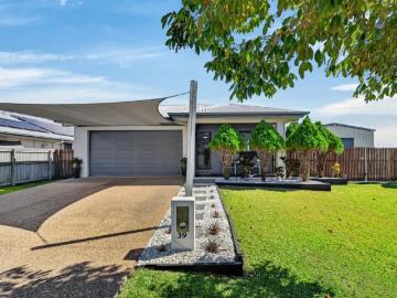 3 Bedroom House Mount Low QLD LS102439545