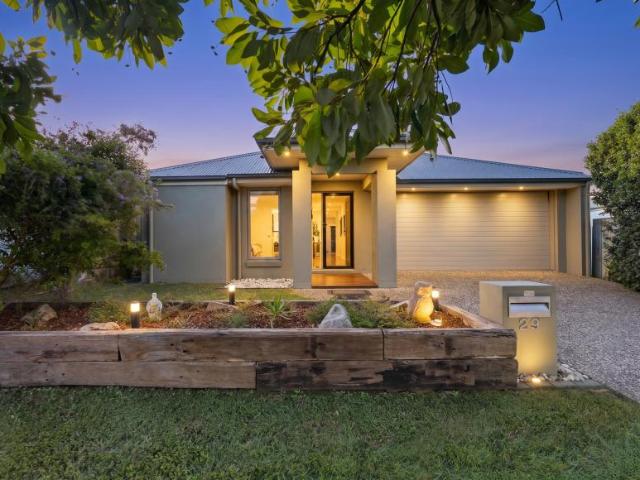 3 Bedroom House Mountain Creek QLD 103772741