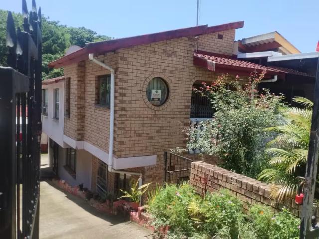3 Bedroom House Montford Montford 105873858