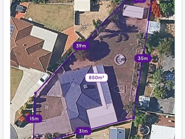 3 Bedroom House MARANGAROO WA 105707480