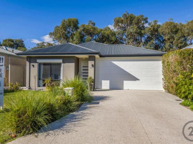 3 Bedroom House Meadow Springs, 104185796