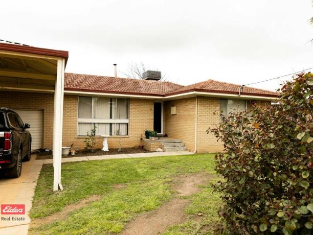 3 Bedroom House Merredin WA 105932801