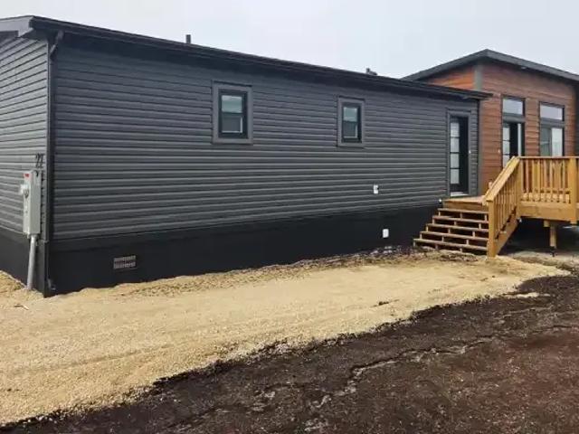 3 Bedroom House Mitchell MB 104941091