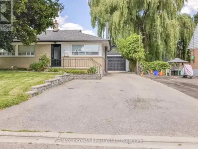 3 Bedroom House Milton ON 105543588