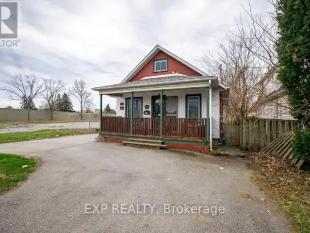 3 Bedroom House Niagara Falls ON 104106806