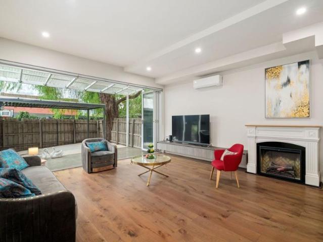 3 Bedroom House South Yarra VIC 103342478