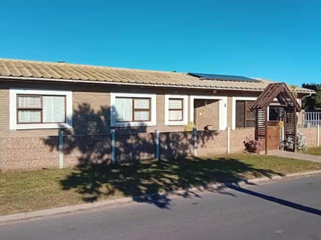 3 Bedroom House Saldanha Central Saldanha Central 105606499