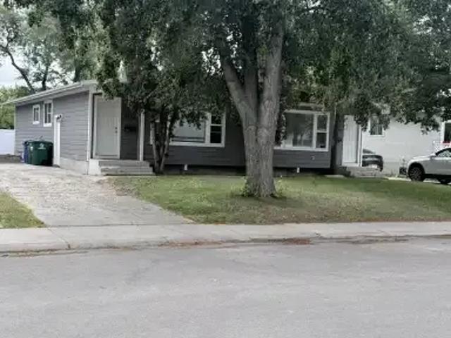 3 Bedroom House Saskatoon SK 105071832