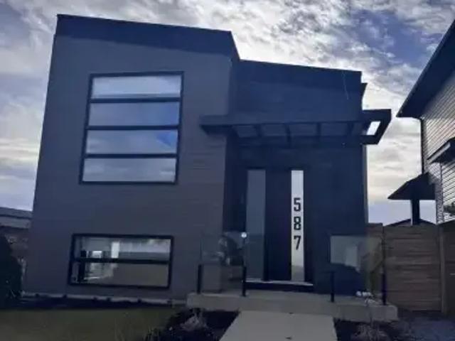 3 Bedroom House Saskatoon SK 105505849