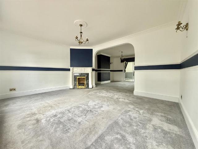3 bedroom house semi detached
