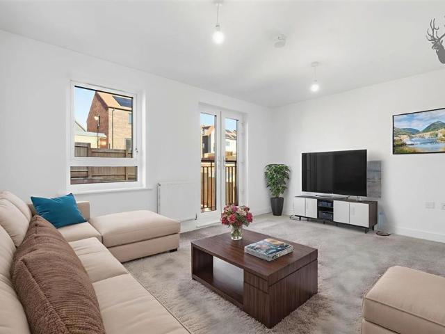 3 Bedroom House Semi Detached